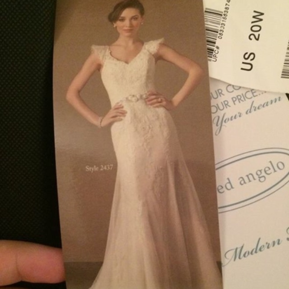 Wedding dress